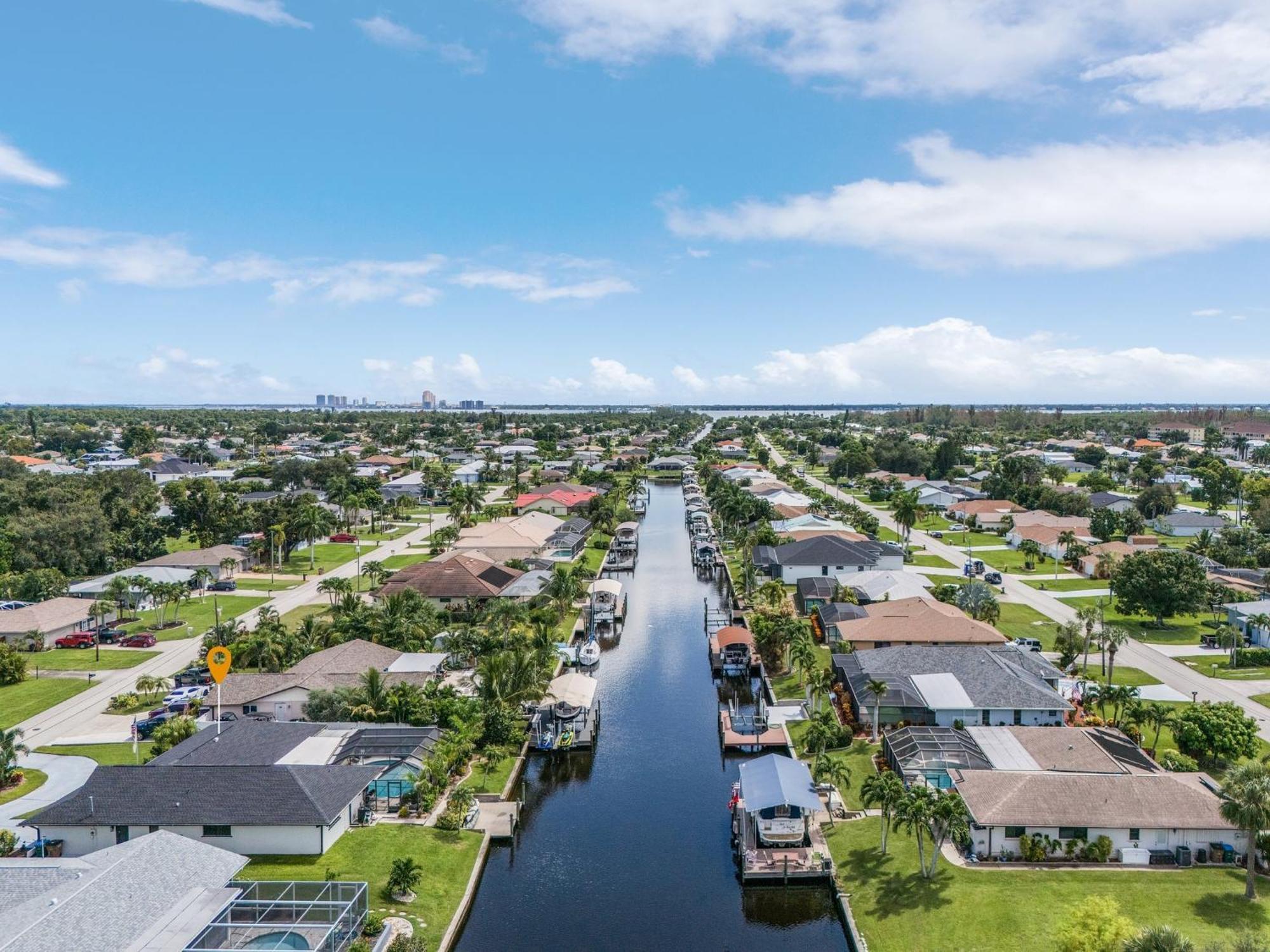 Gulf Access, Kayaks, Heated Pool - Cape By The Ocean - Roelens Villa Cape Coral Esterno foto